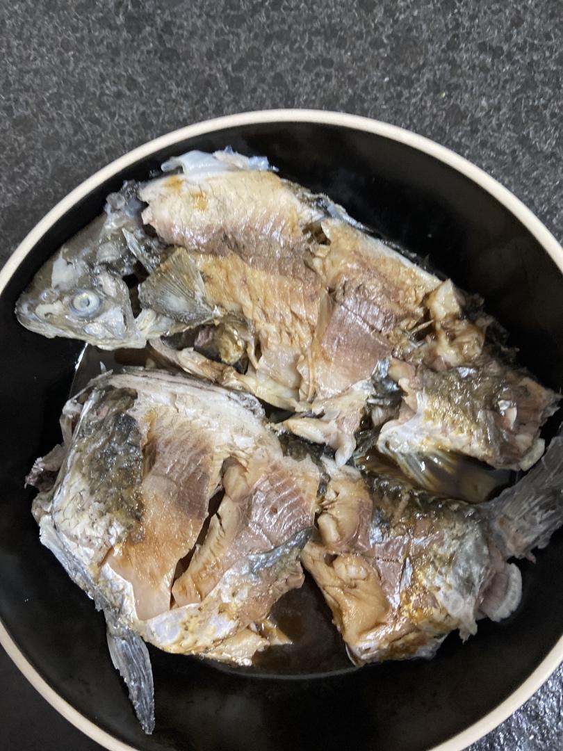 奶白鲫鱼汤（视频，只用10分钟）