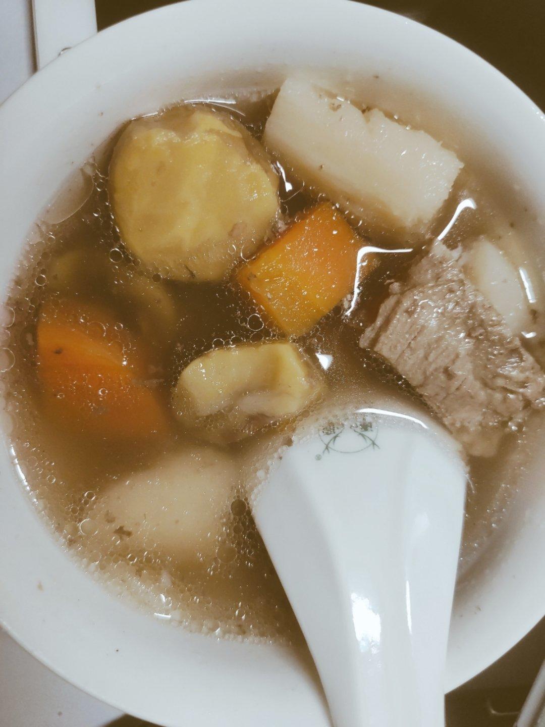 秋季养生汤：山药栗子汤