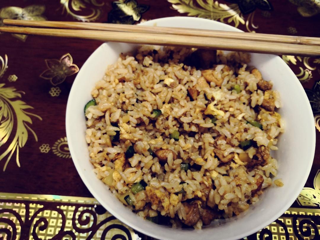 酱油炒饭(超级简单)