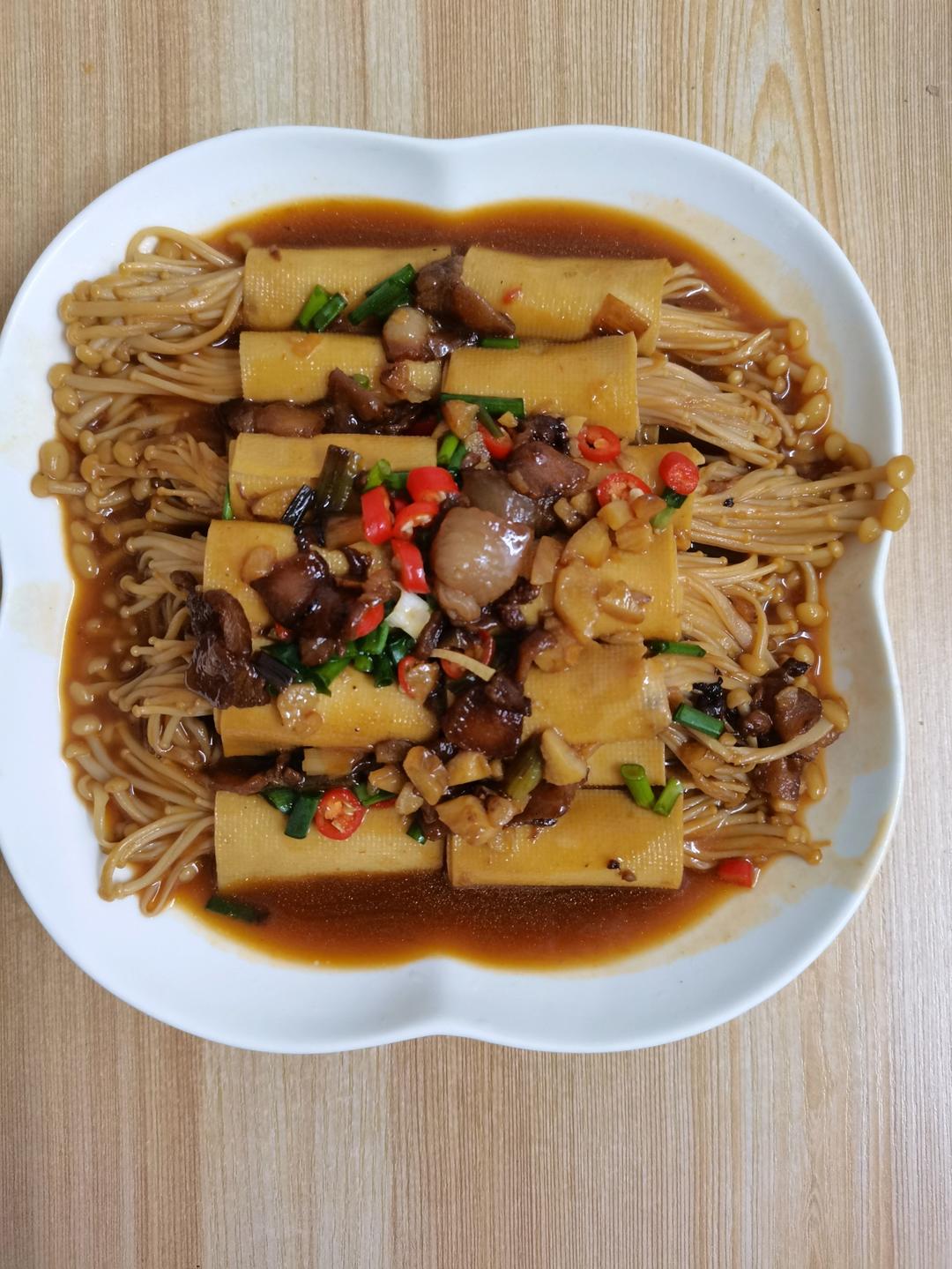 金针菇豆皮卷