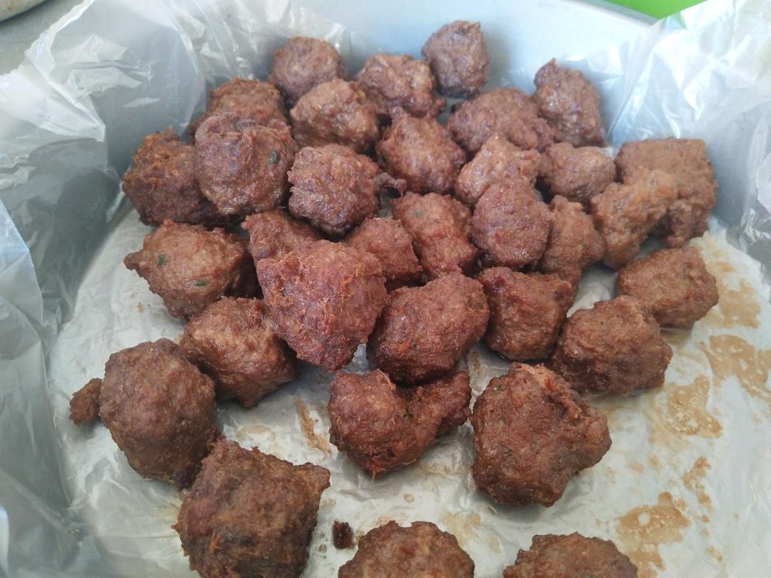 酥炸肉丸