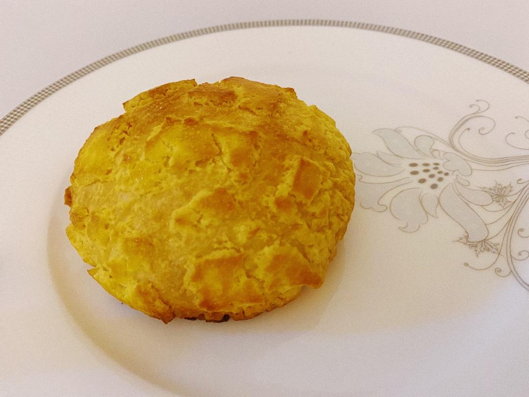 好吃到炸裂的港式菠萝包（附带制作酥皮的小视频）