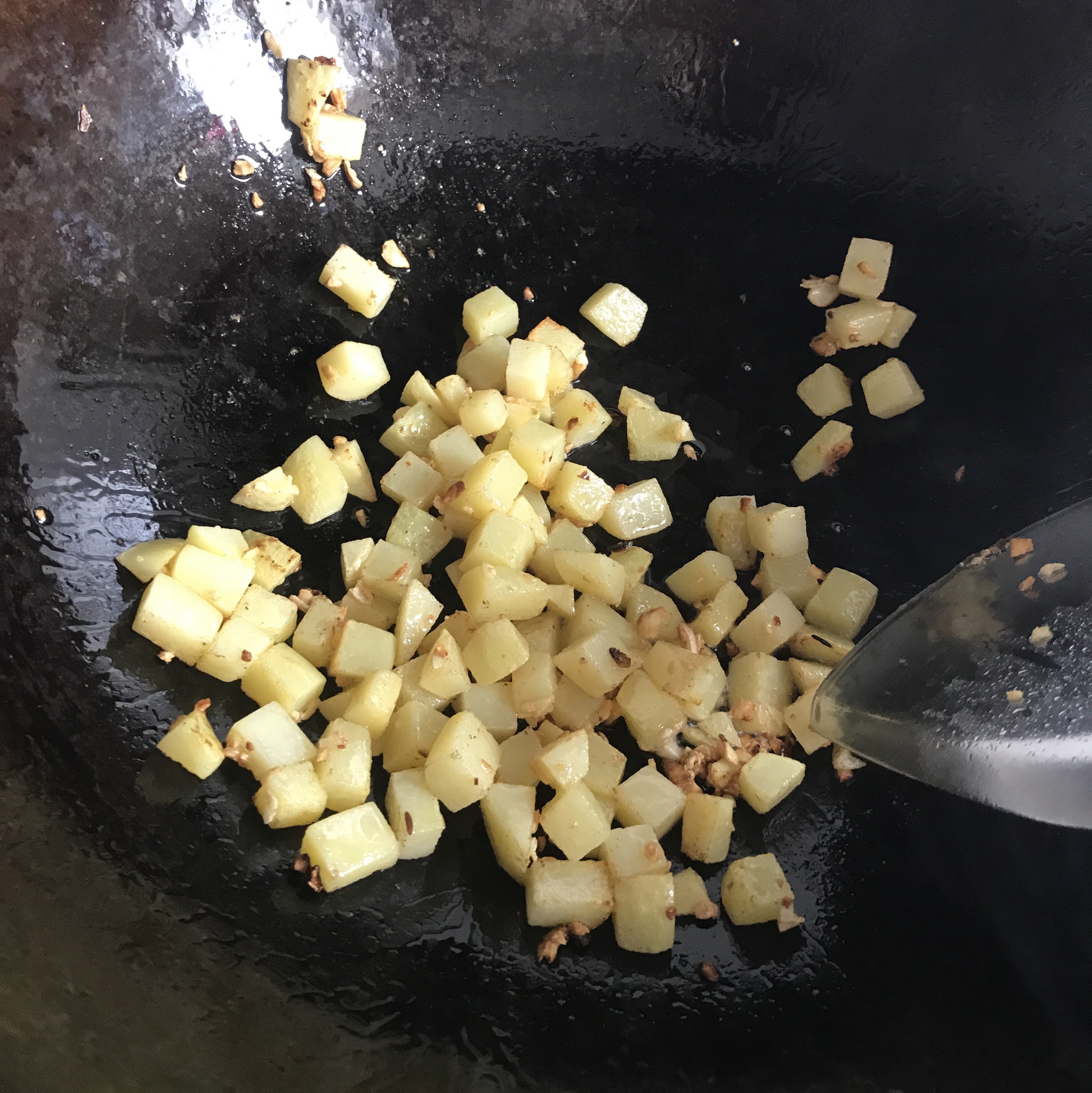 土豆火腿青菜焖面🍝的做法 步骤5