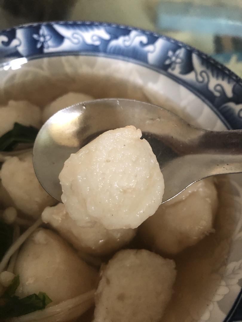 1⃣️自制鱼丸，不包馅，Ｑ弹爽滑，我们大福州的特产！