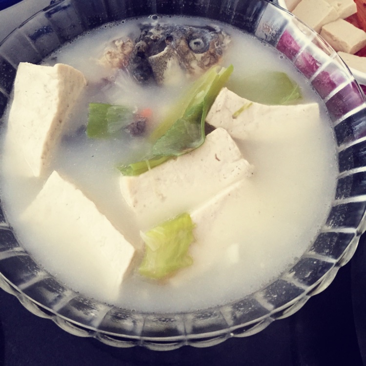 鲫鱼豆腐汤