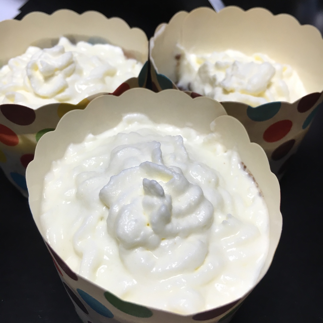 不会回缩的纸杯蛋糕--海氏烤箱定制