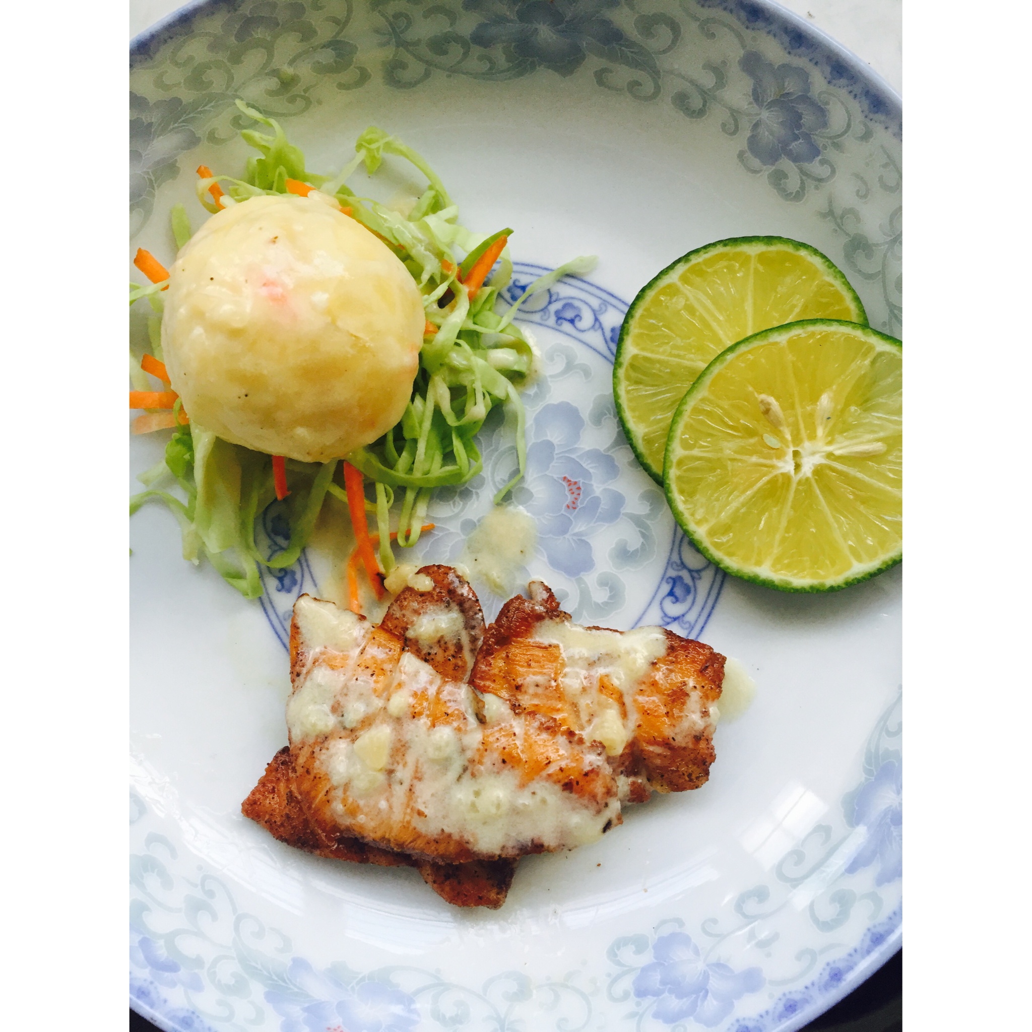 香煎三文鱼配土豆泥