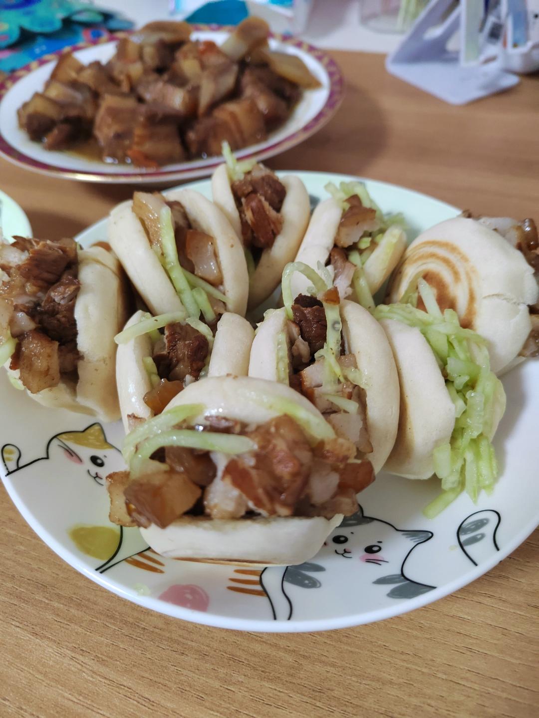 肉夹馍饼(不用泡打粉也外酥里嫩的肉夹馍饼)