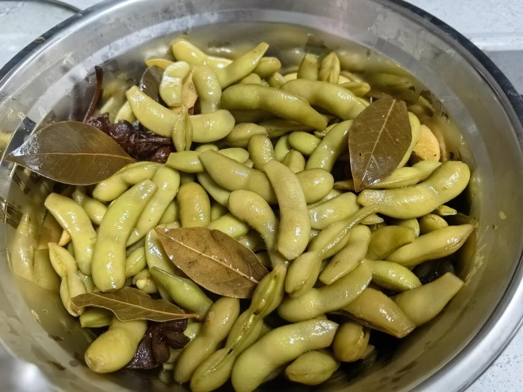卤毛豆