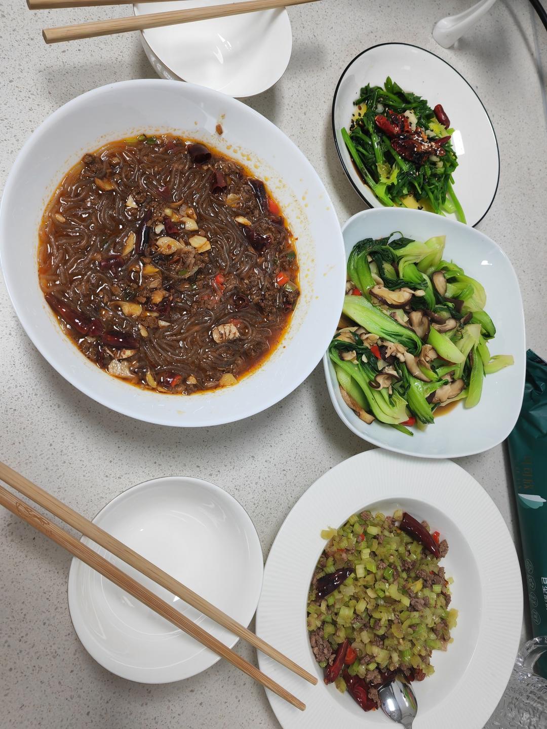 肉末粉条（蚂蚁上树）