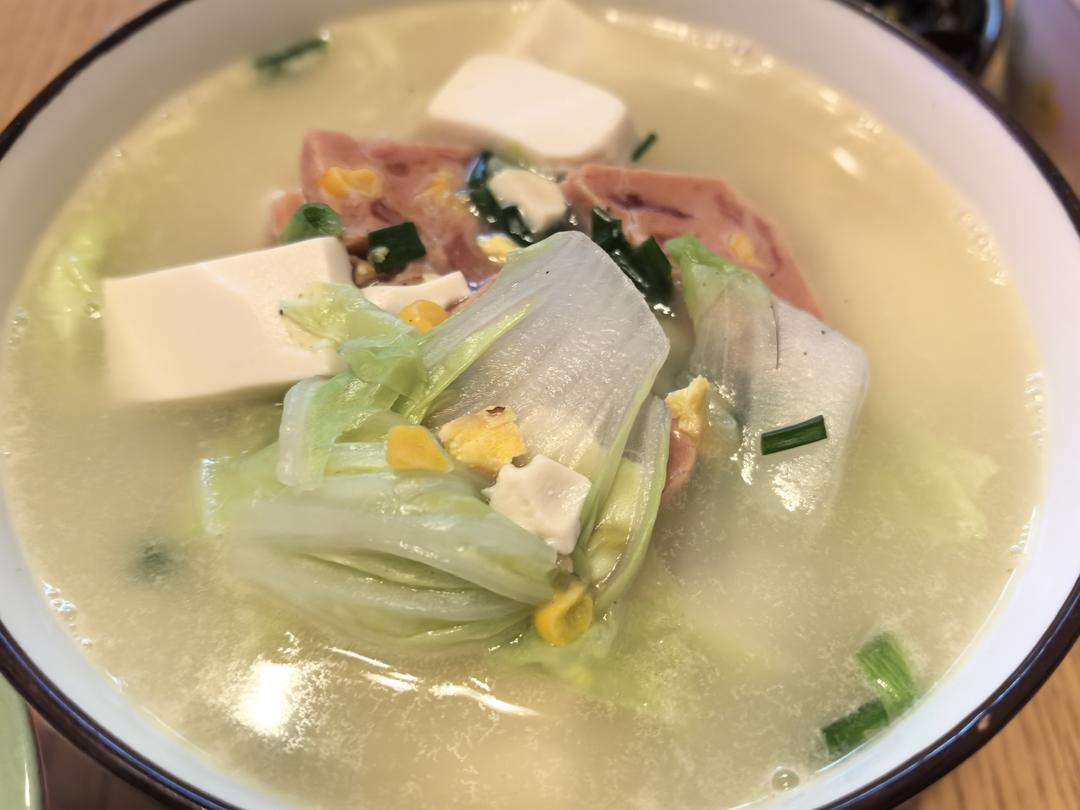 娃娃菜豆腐三鲜汤