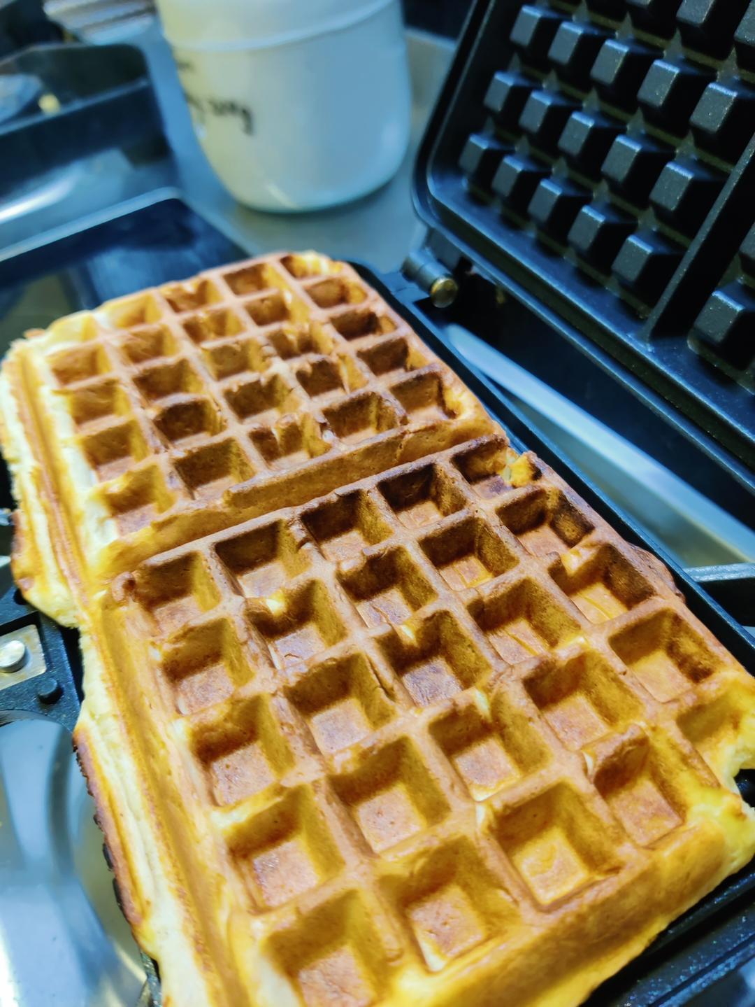 非常好吃、无酸味的天然酵种（酸酵母/鲁邦种）弃种窝夫 sourdough discard waffles