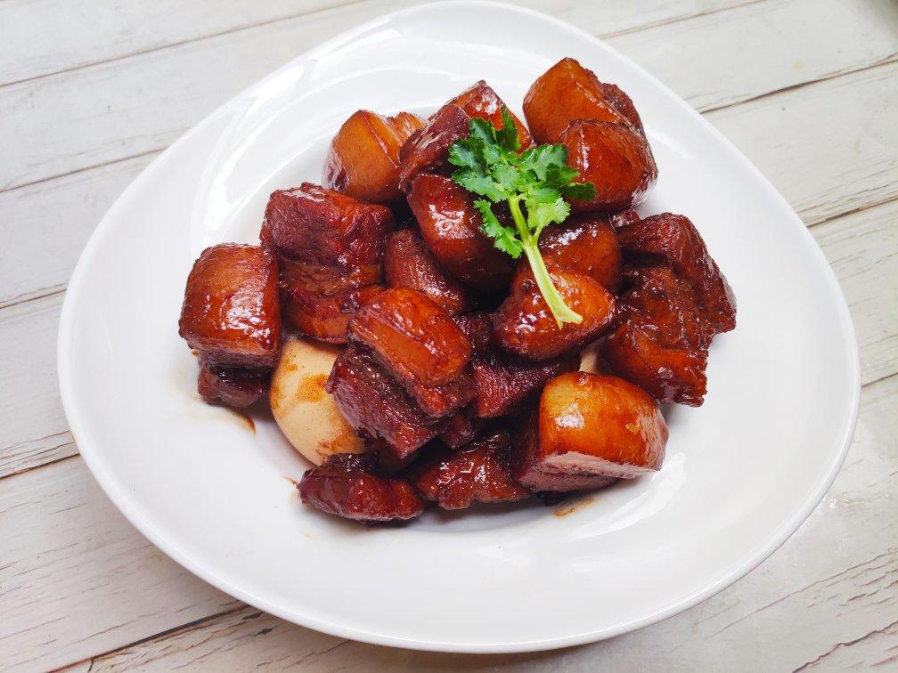 厨师长教你：“红烧肉”的家常做法，肉香四溢肥而不腻