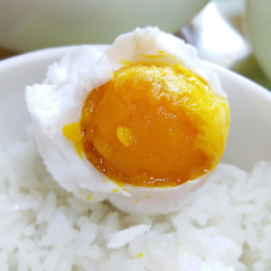 自制咸蛋： 100%出油起沙的咸蛋