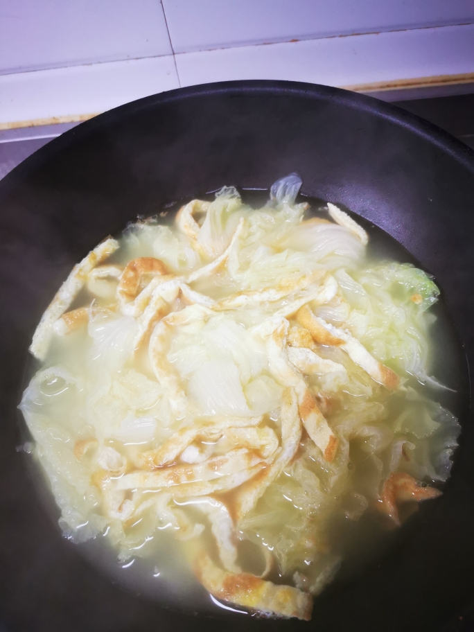白菜鸡蛋汤（简单快手）的做法 步骤3