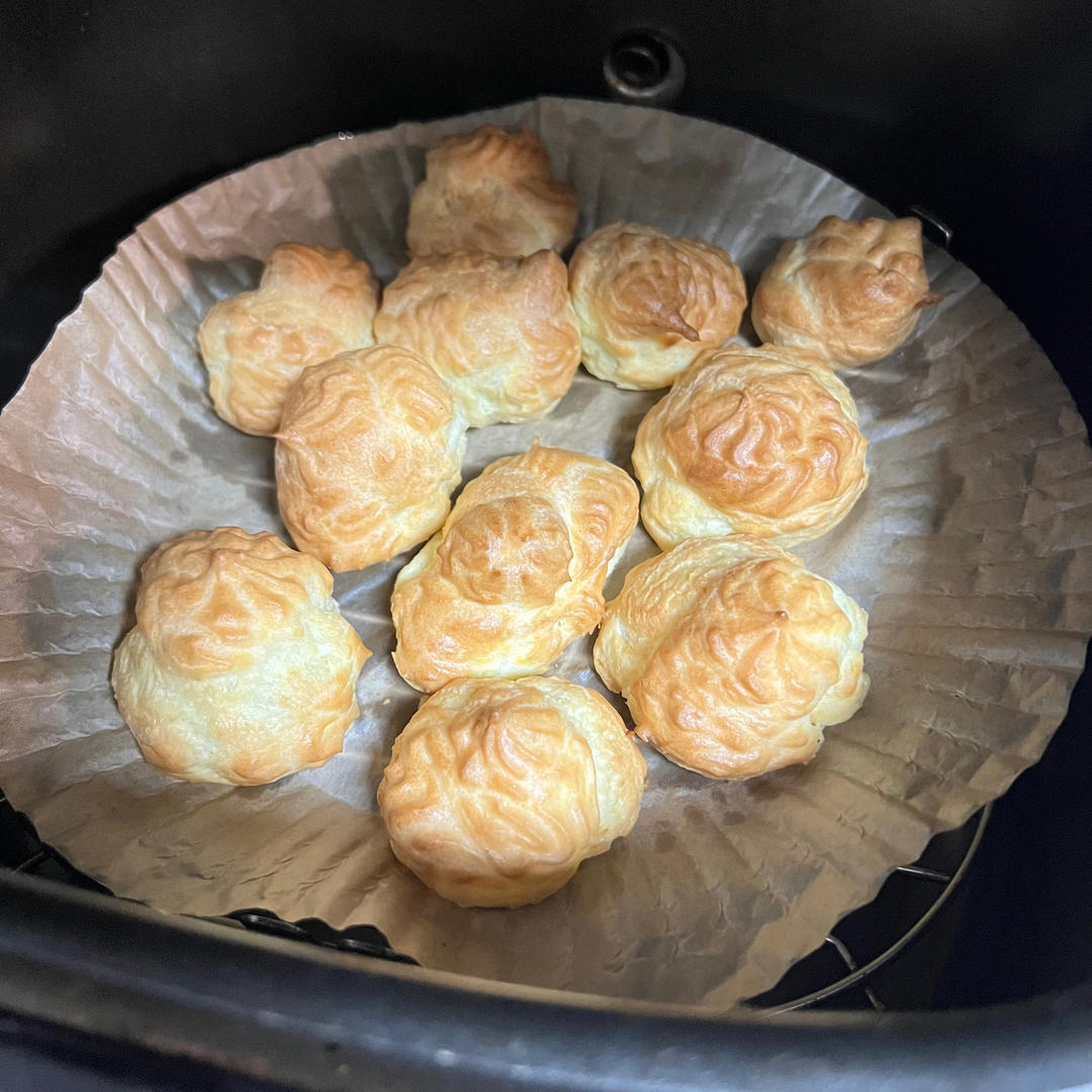 简单易成功的奶油小泡芙做法
