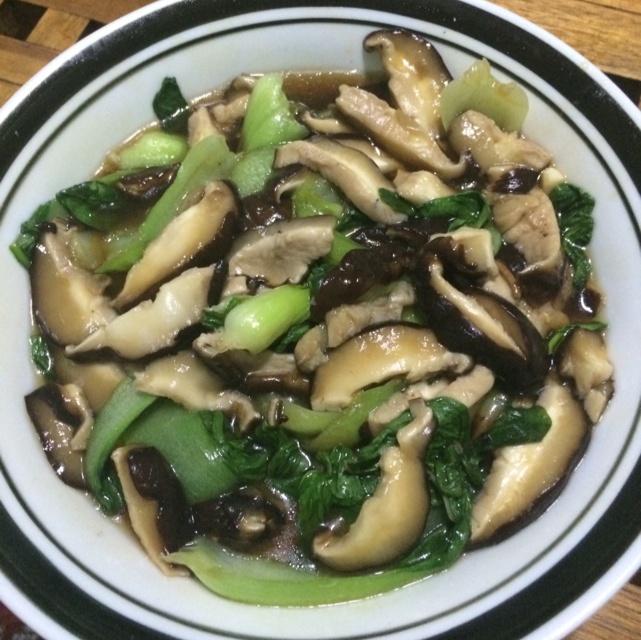 浇汁香菇油菜