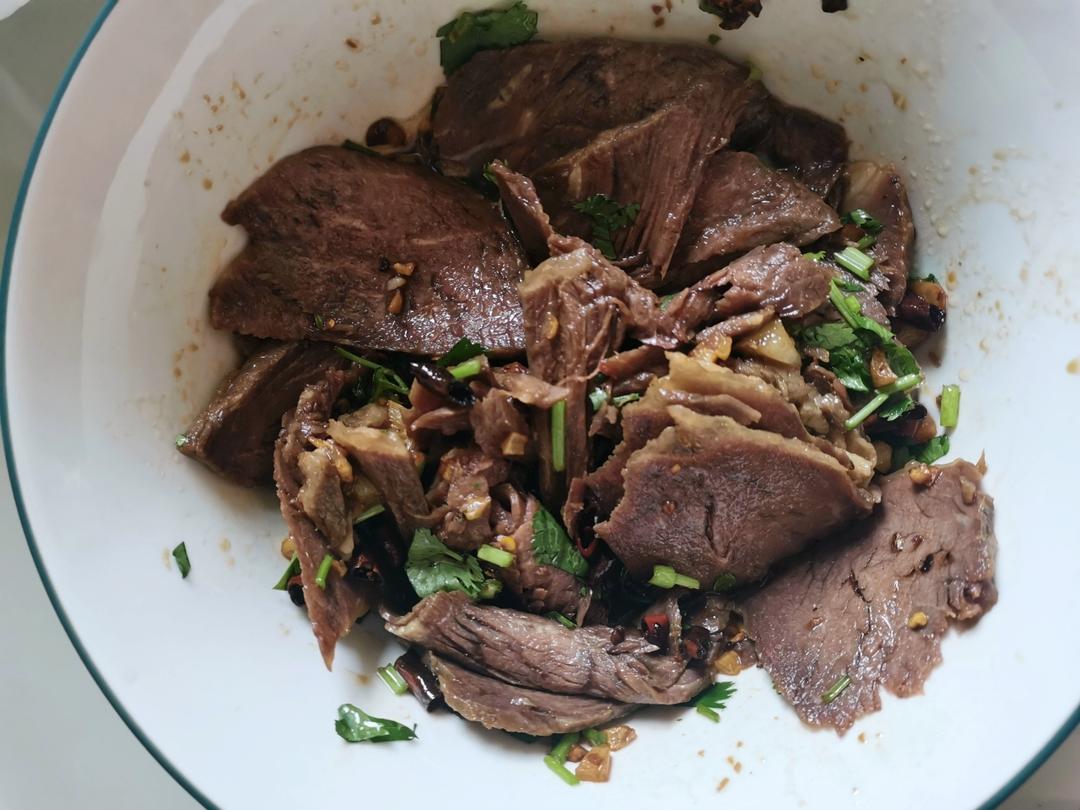 凉拌牛肉