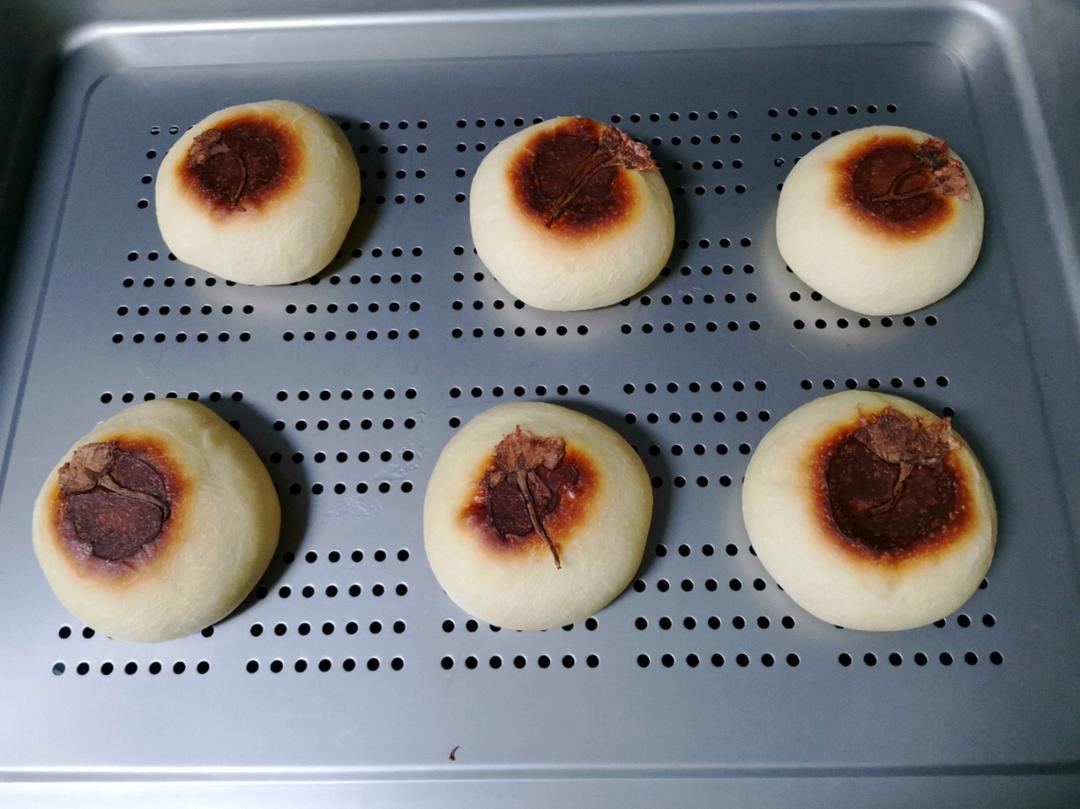 日式樱花紫米包