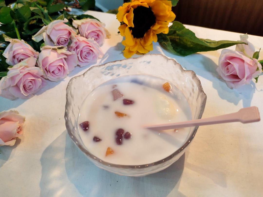 鲜芋仙 芋圆红豆奶茶烧仙草