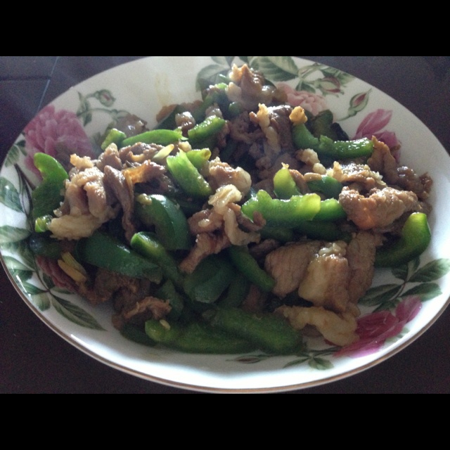 青椒炒肉丝