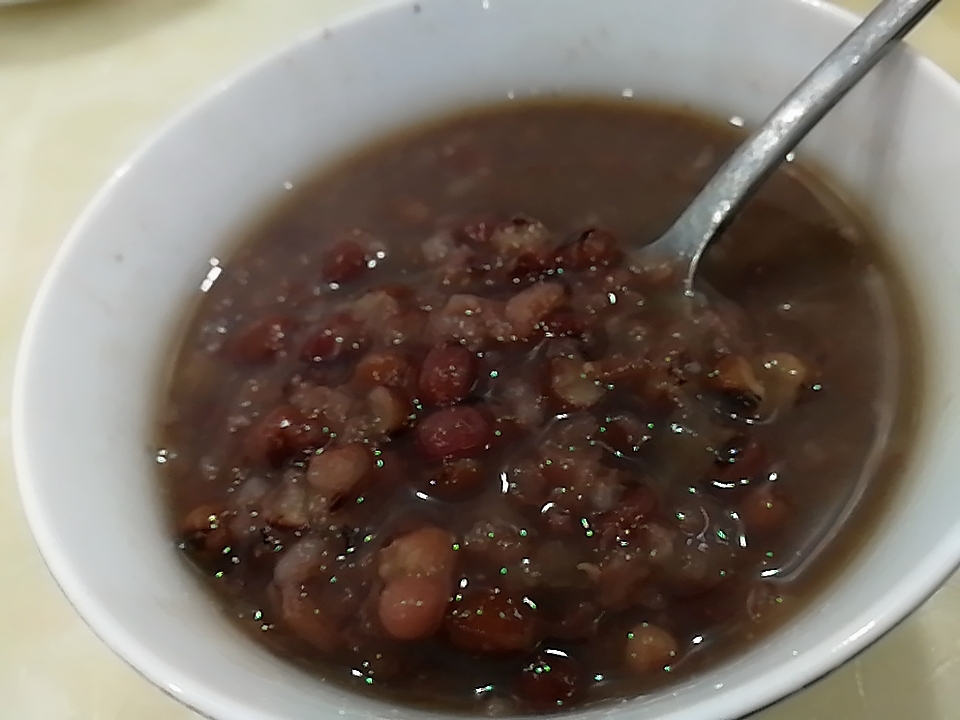超简单的红豆粥，美容养颜，益气补血的做法