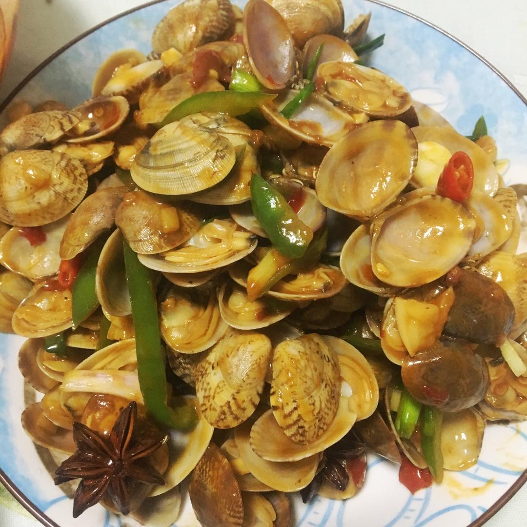 蒜香炒花甲