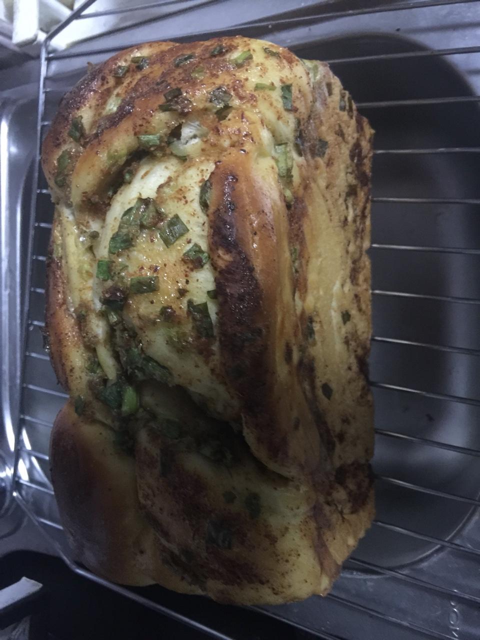 香葱肉松手撕吐司