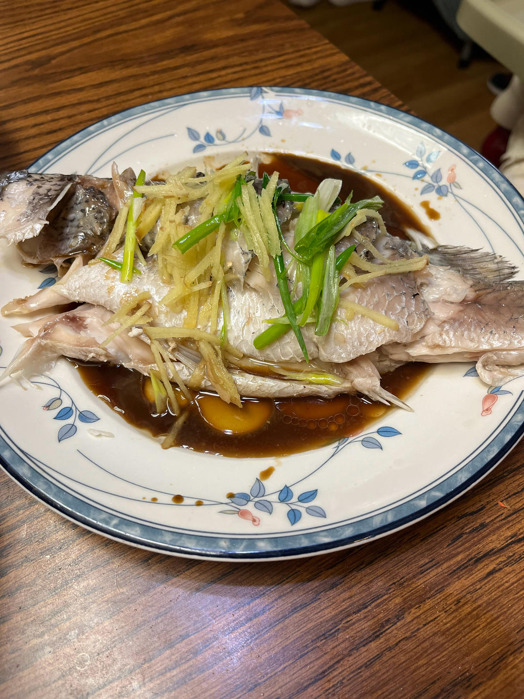 《橙香清蒸鲈鱼》～秒杀一切蒸鱼豉油做法