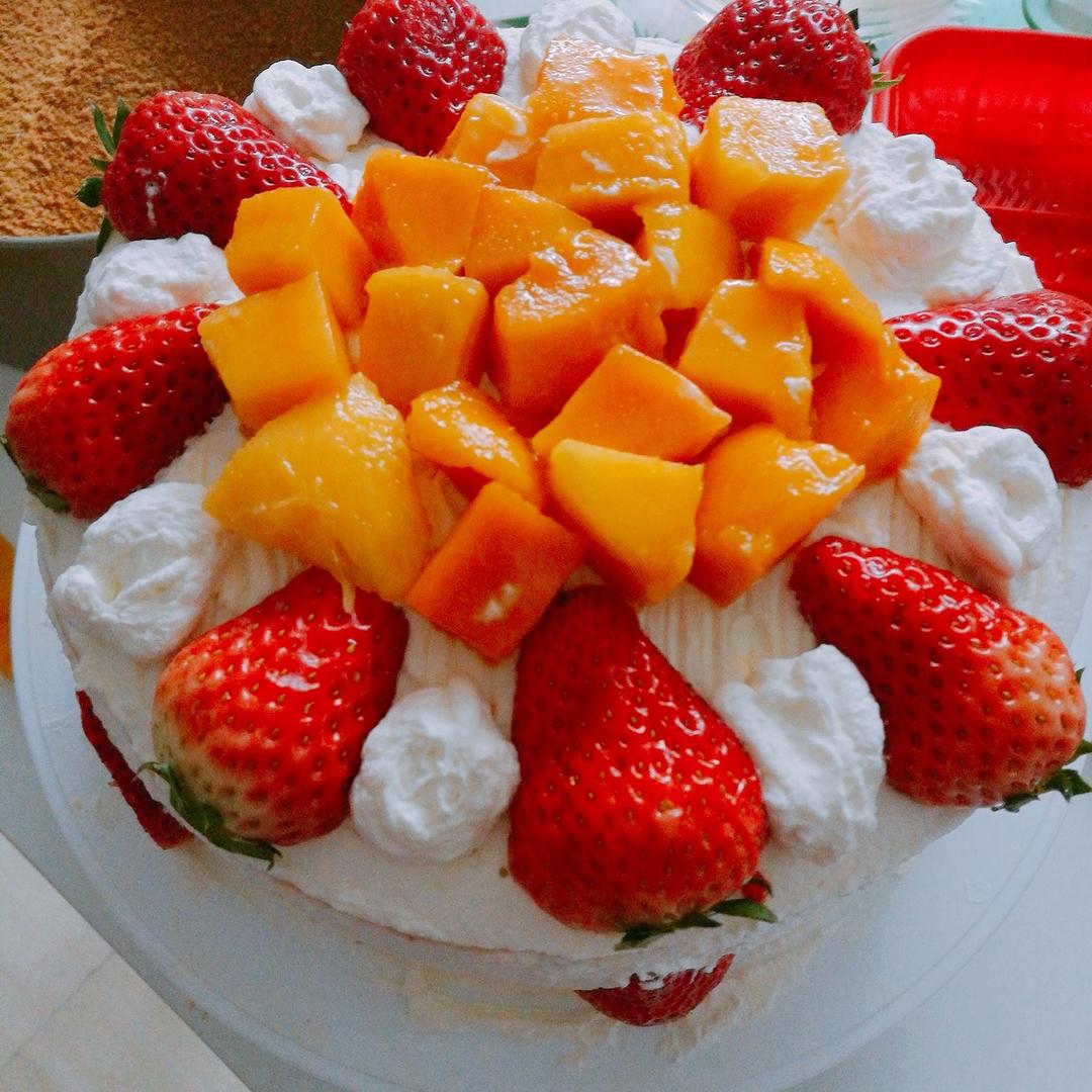 【零失败】不会裱花没关系的水果裸蛋糕 芒果裸蛋糕 完美戚风胚