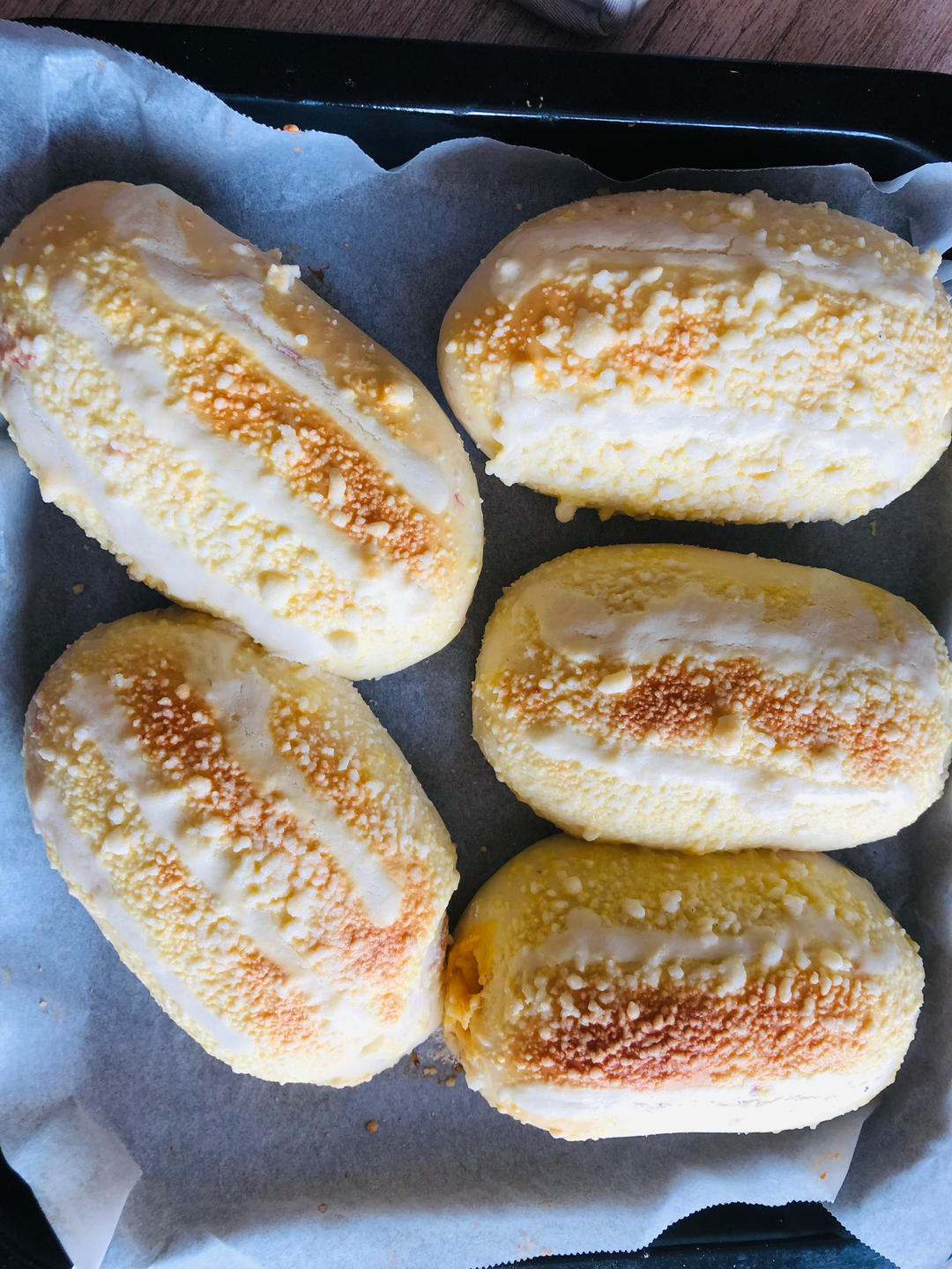 芋泥咸蛋黄软欧包