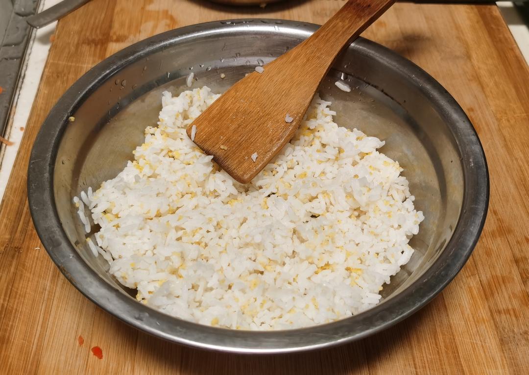 电饼铛米饭鸡蛋饼的做法 步骤2