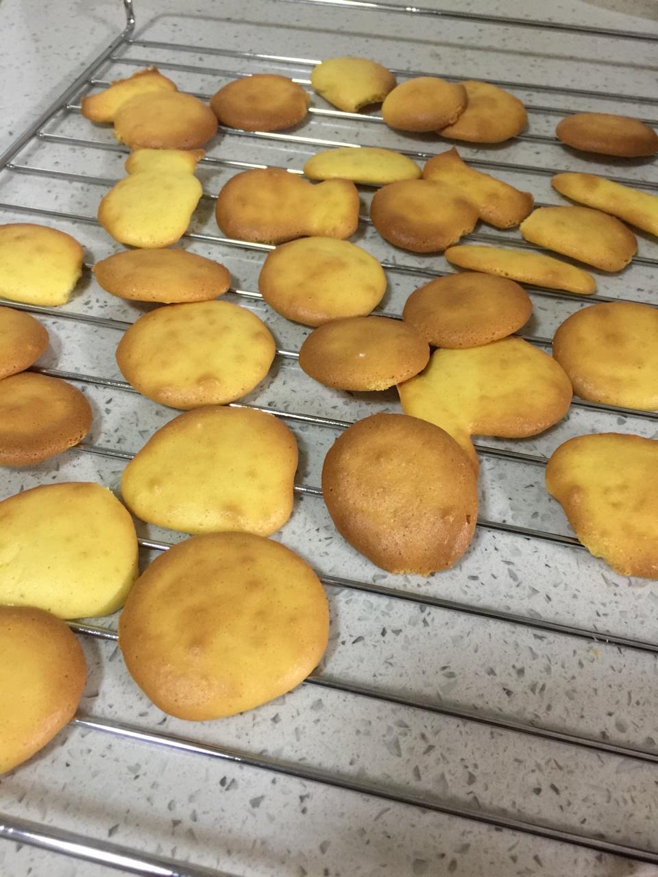 鸡蛋小饼干