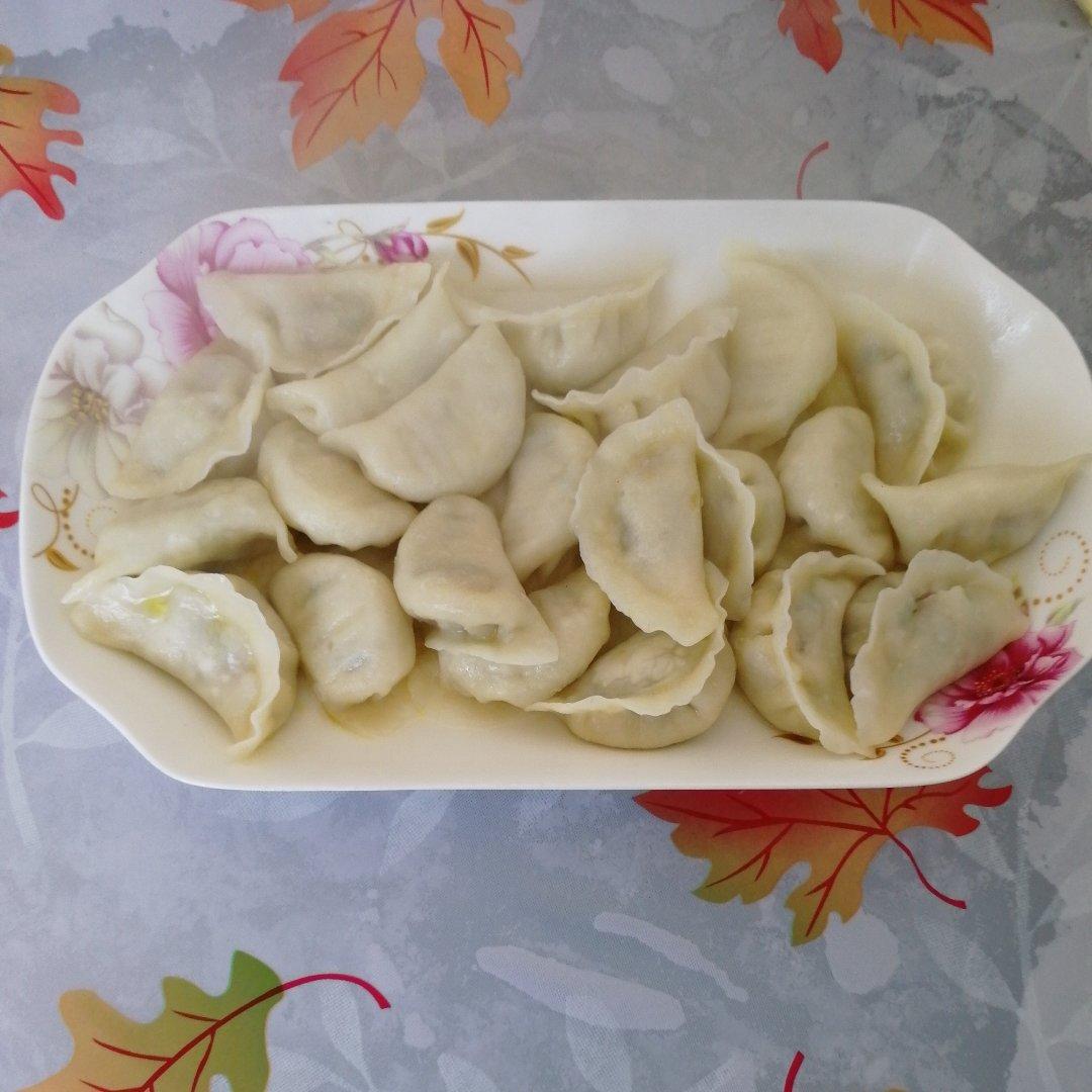 煮速冻饺子不破的小妙招