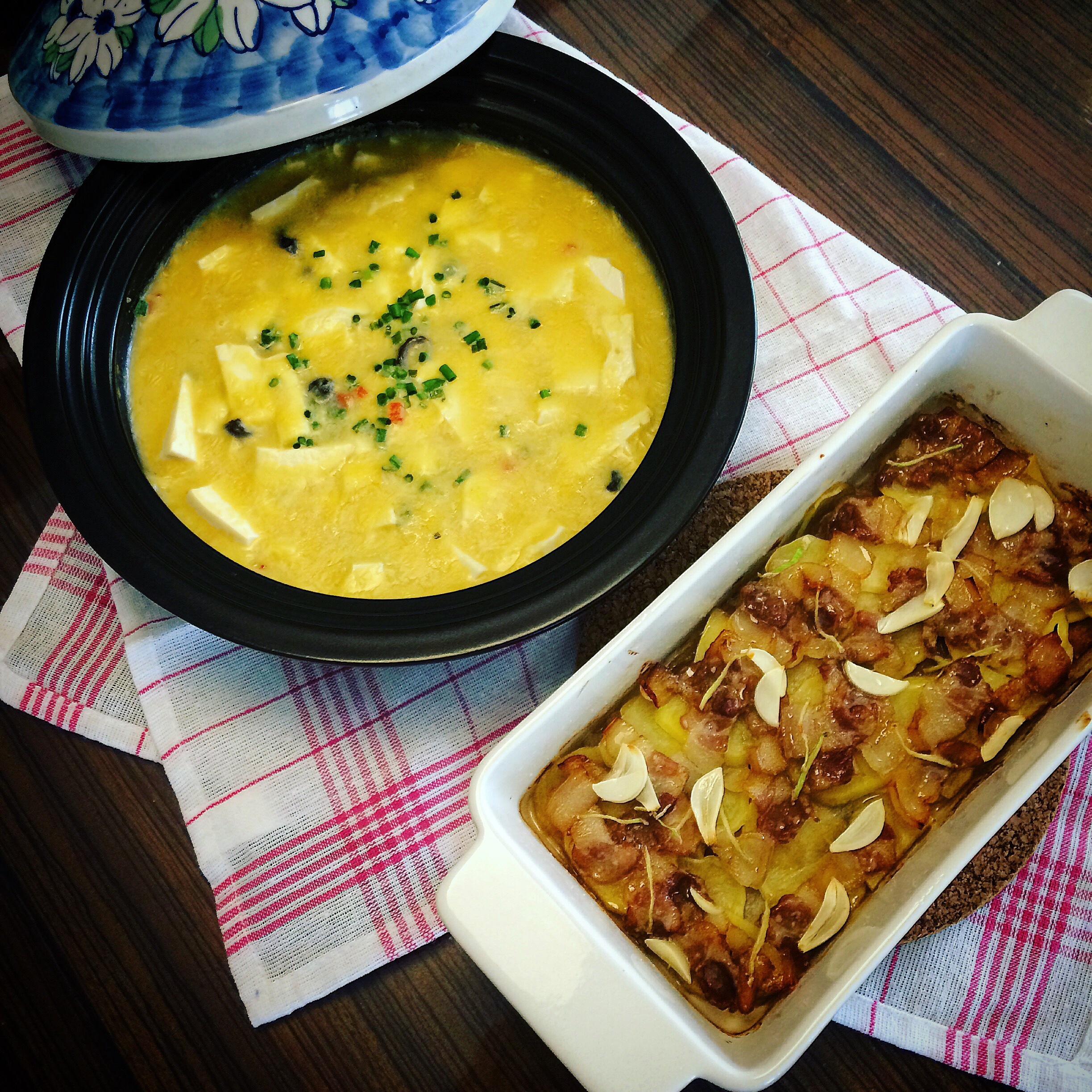 蜜汁五花肉烤土豆