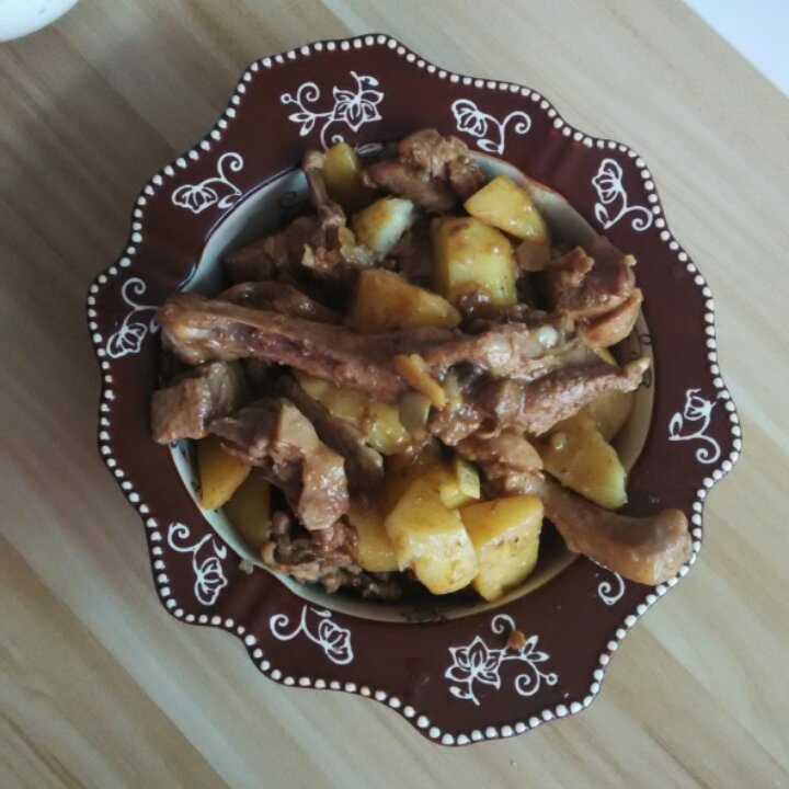 土豆焖鸭