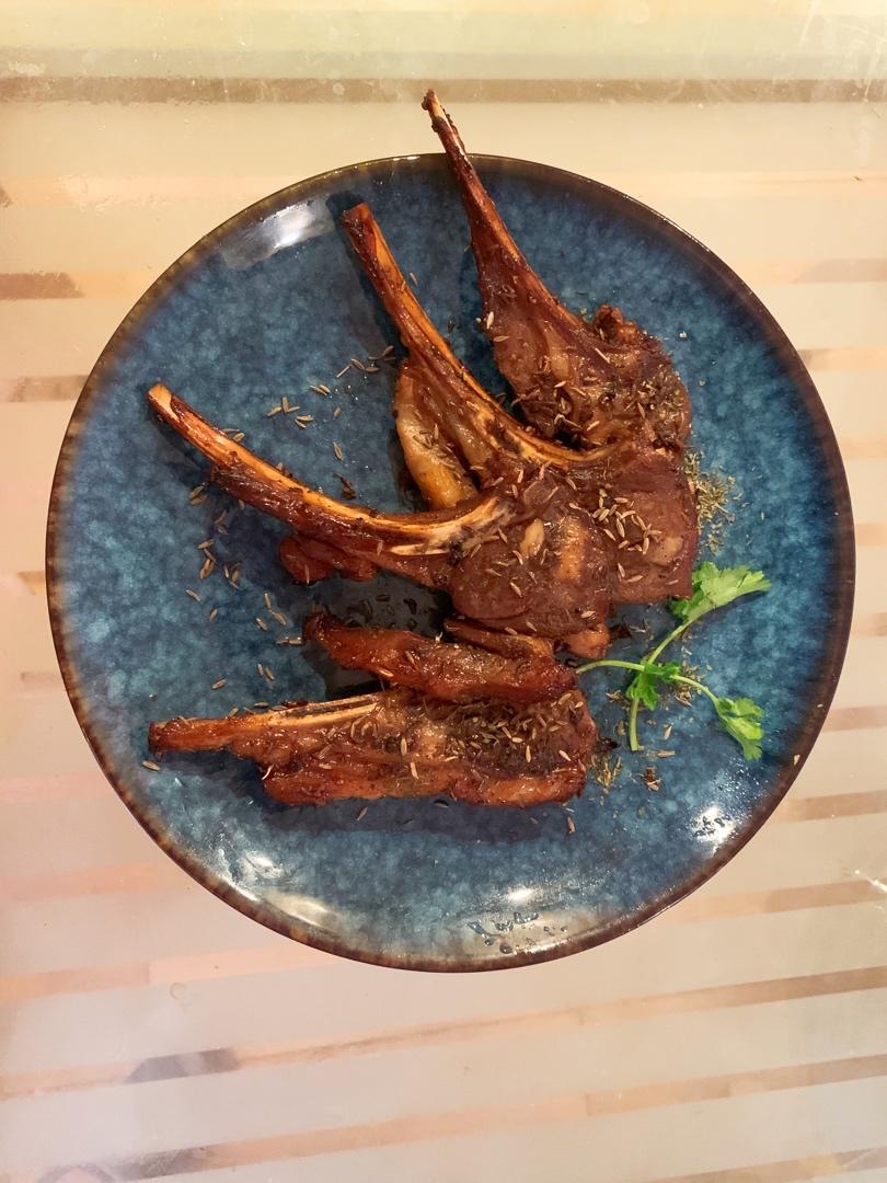 秒杀烧烤摊的烤羊排