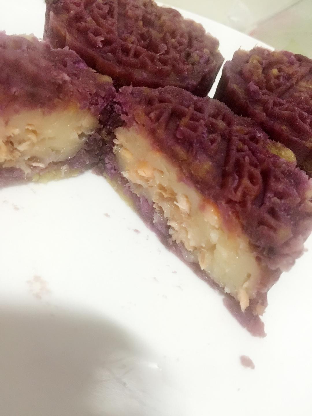 紫薯三文鱼奶酪月饼（汪星人专供）的做法