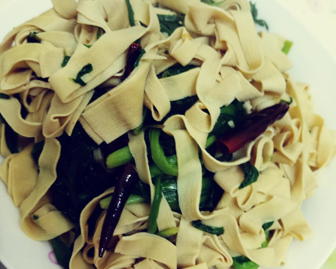 韭菜炒豆皮(千张)