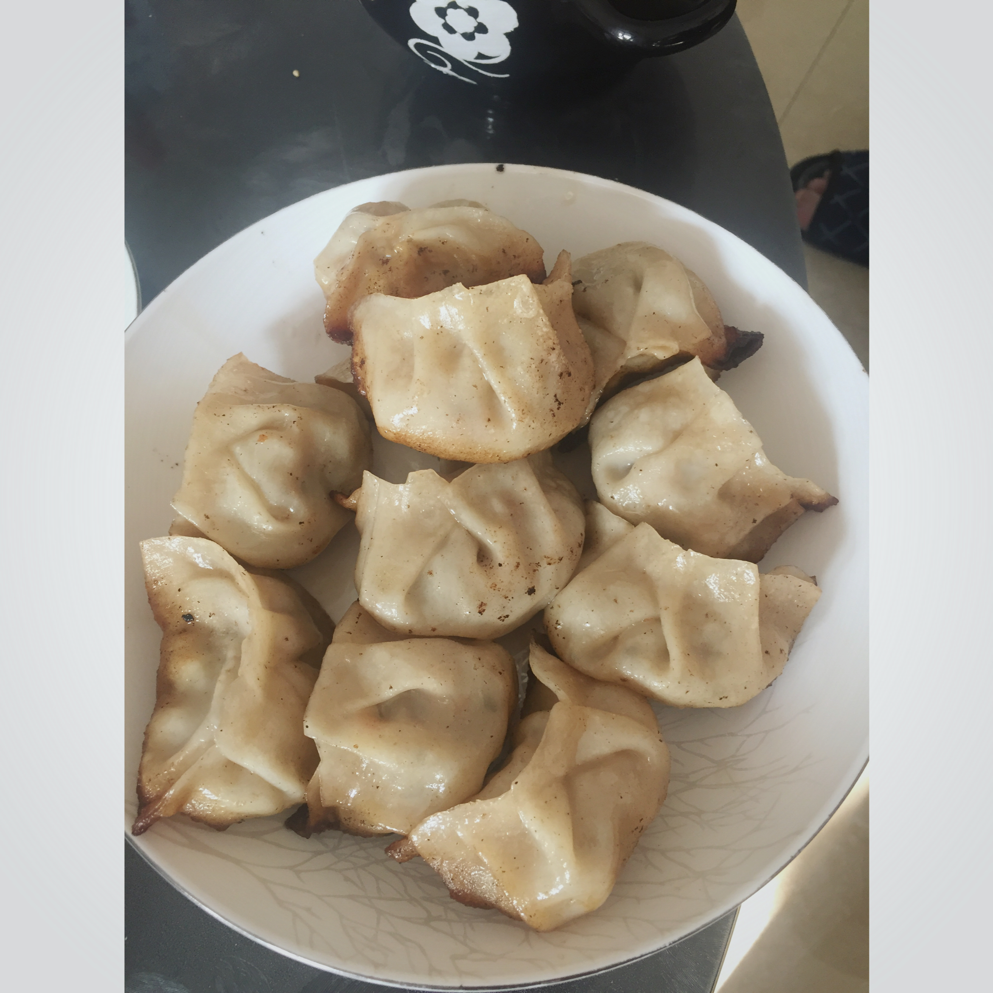 猪肉白菜生煎饺子