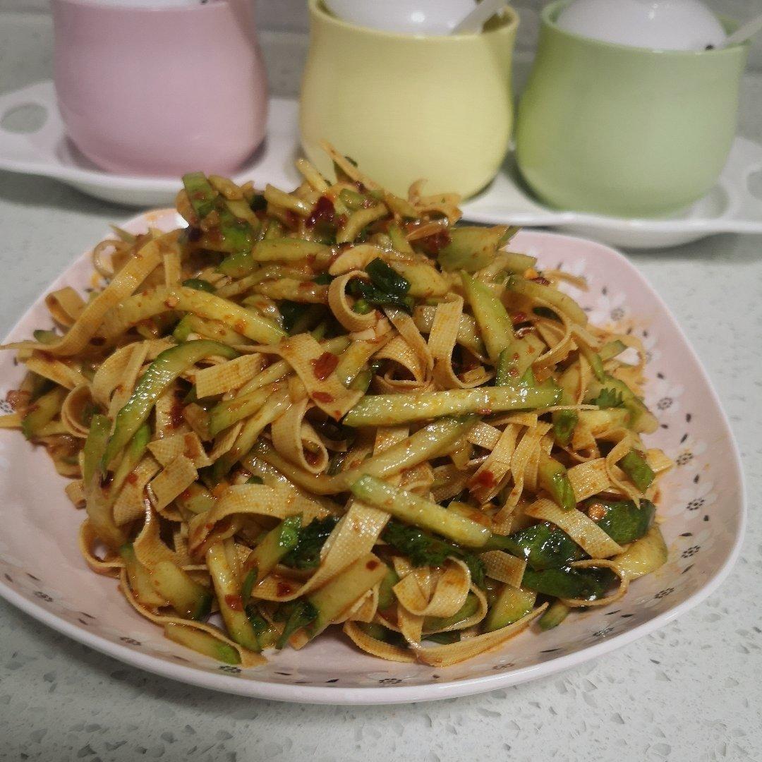 黄瓜干豆腐丝