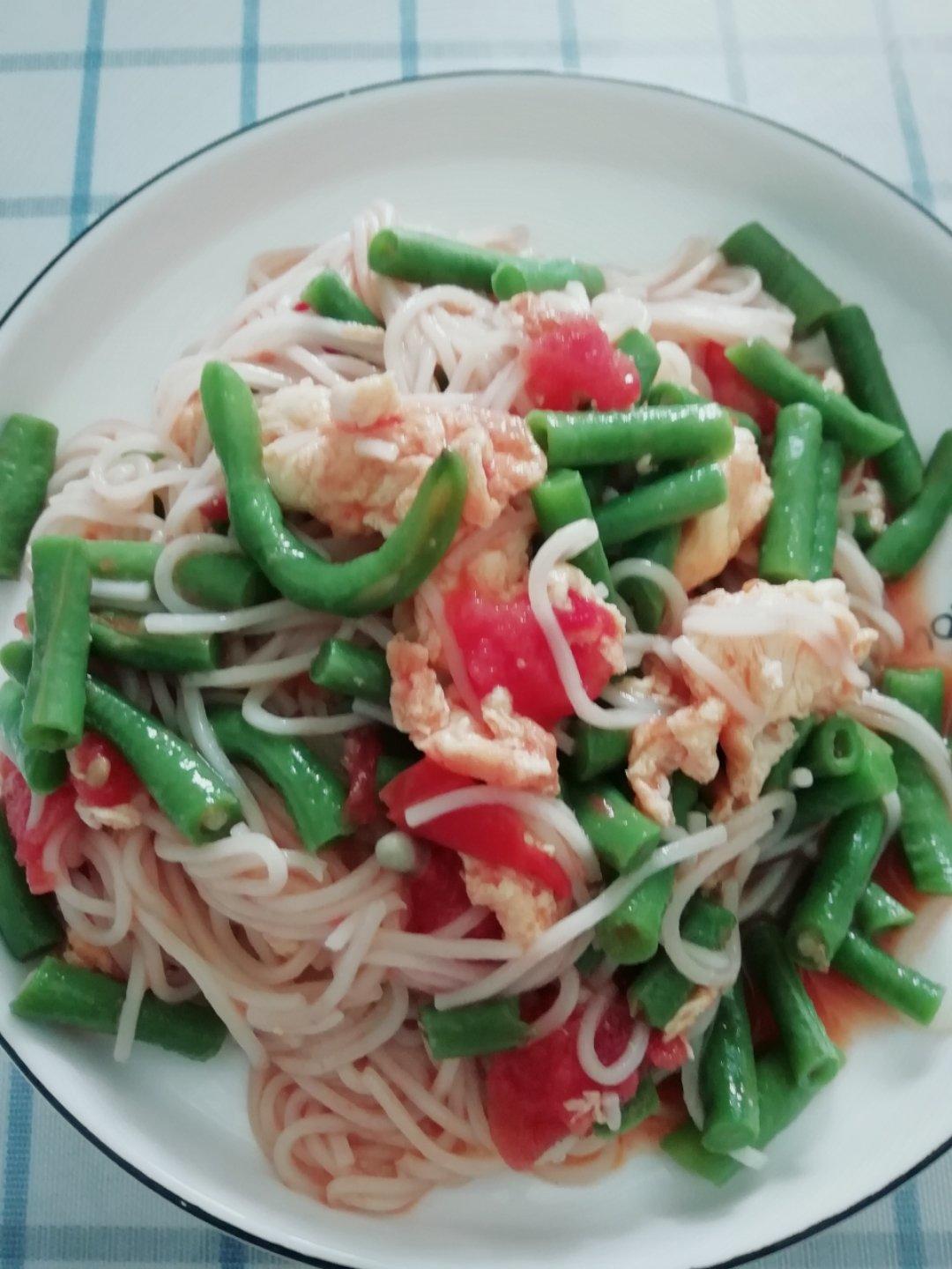最家常的普通汤面——西红柿鸡蛋龙须面