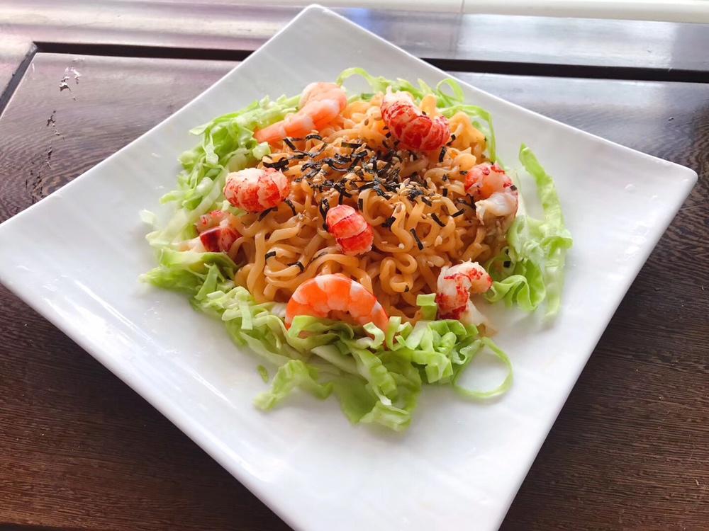 哇！小龙虾火鸡捞面