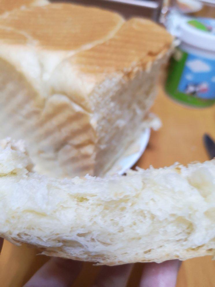 牛奶吐司——面包机揉面专用的方子，简单版！