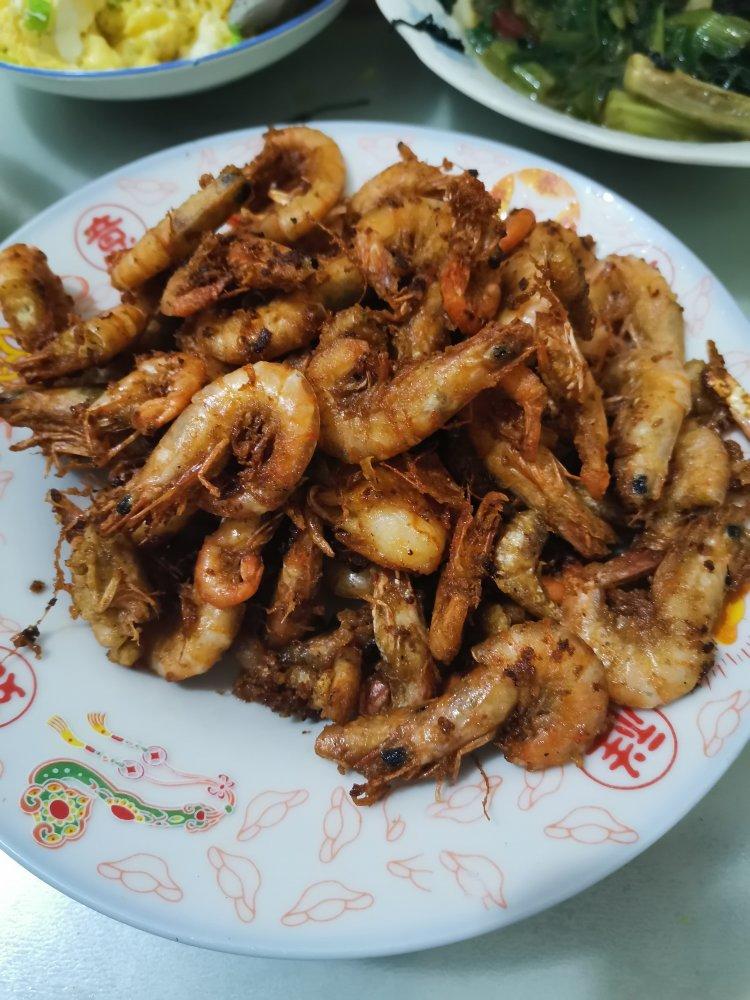 让孩子补钙的炸酥虾