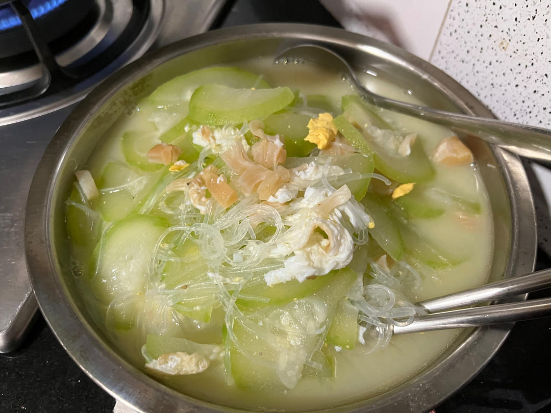 瑶柱咸蛋节瓜汤