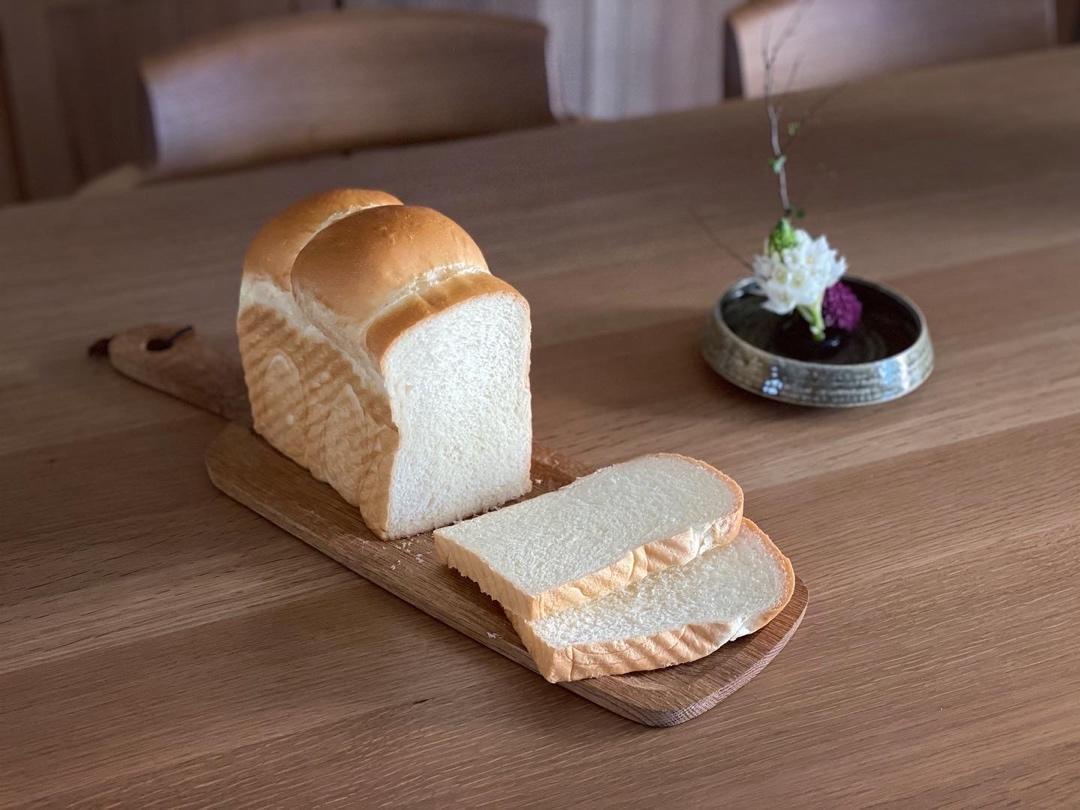 吐司，奶香手撕面包，超级香浓