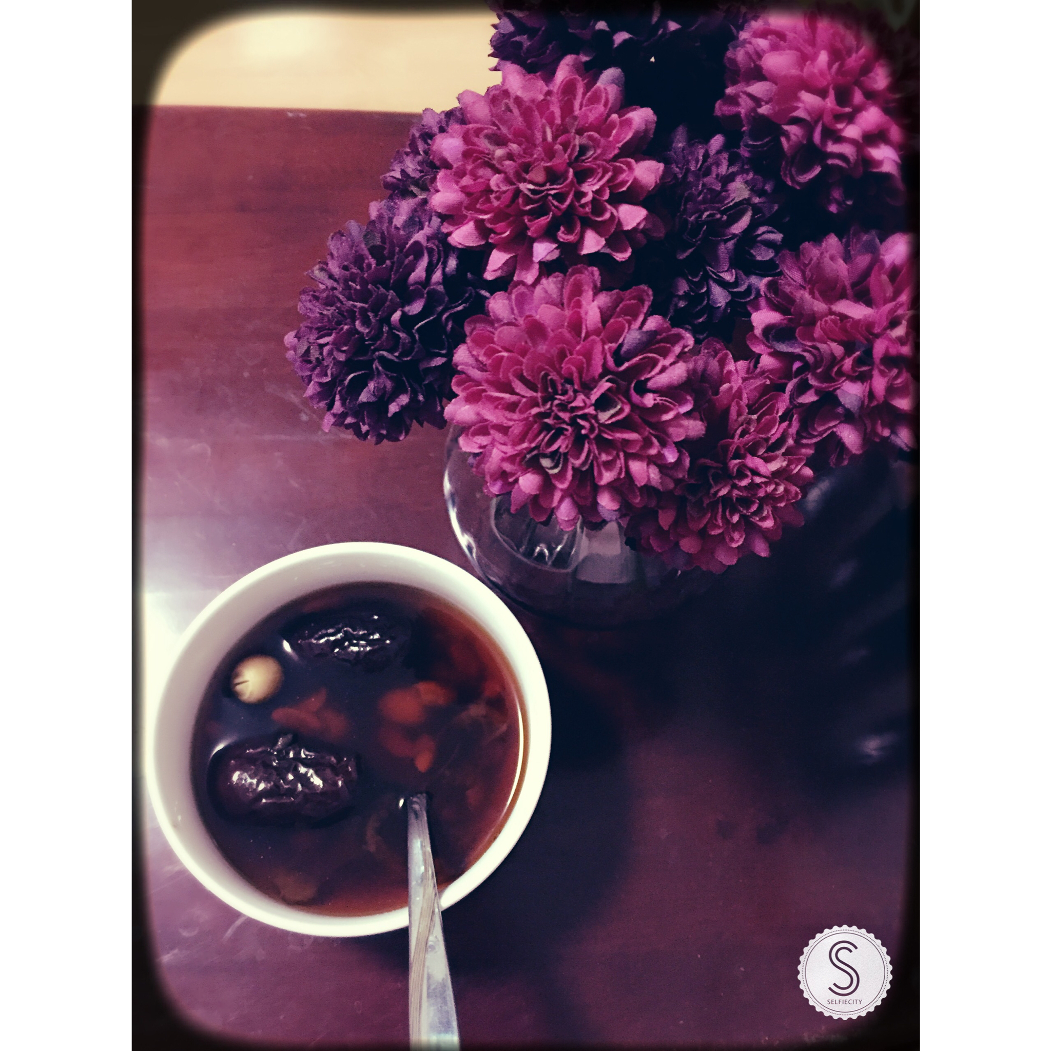 红枣银耳莲子羹