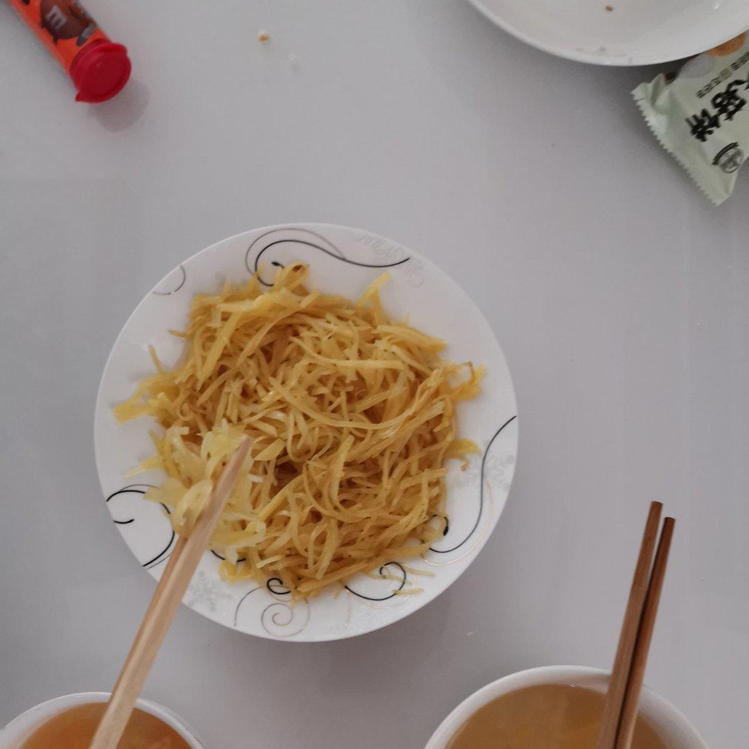 在家也能做出馆子味儿的醋溜/炝炒/酸辣土豆丝（就是那道看似简单，实则步步玄机的土豆丝）