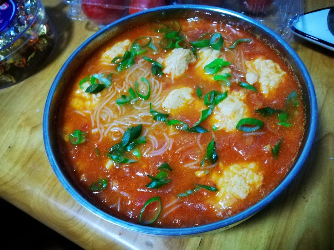 番茄粉丝虾滑汤